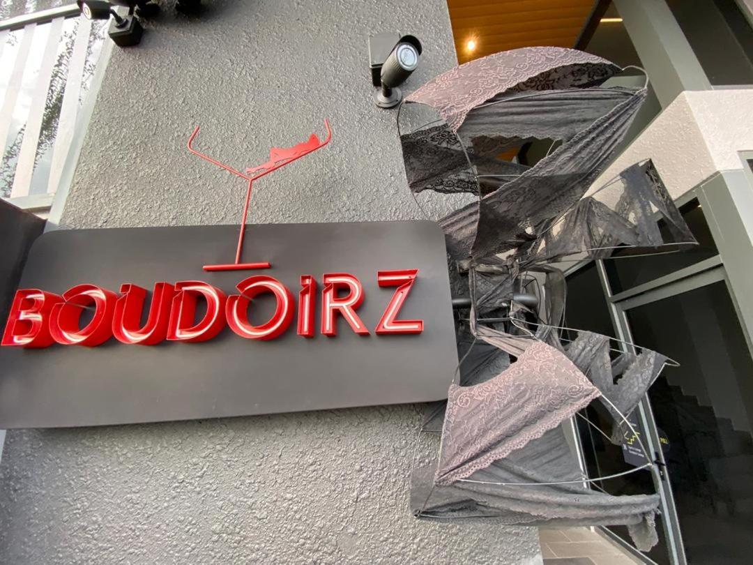Ceylonz Seasonal Suites Kuala Lumpur Bagian luar foto