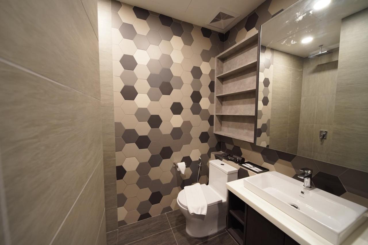 Ceylonz Seasonal Suites Kuala Lumpur Bagian luar foto